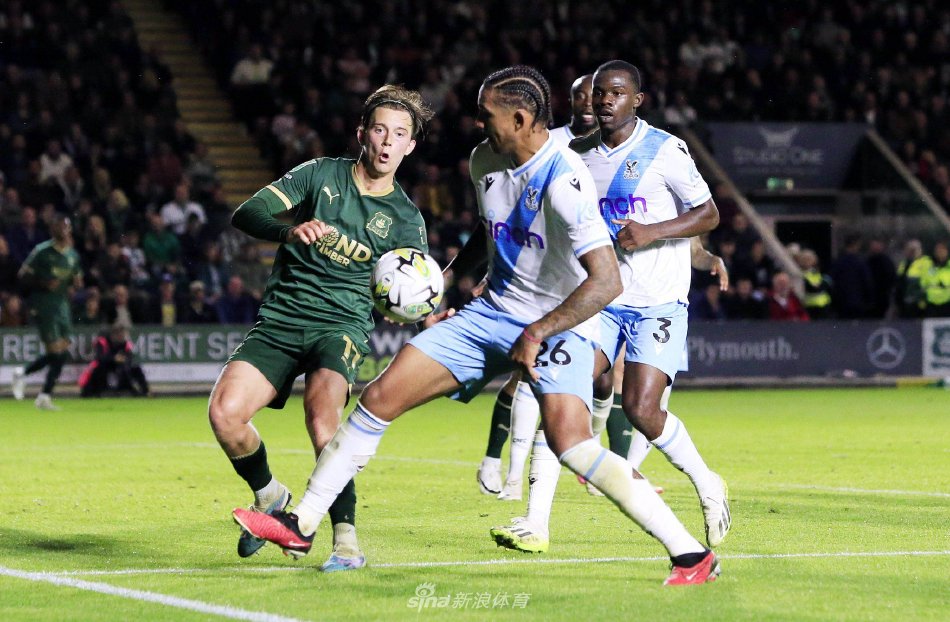 稳坐门将位 稳坐门将位