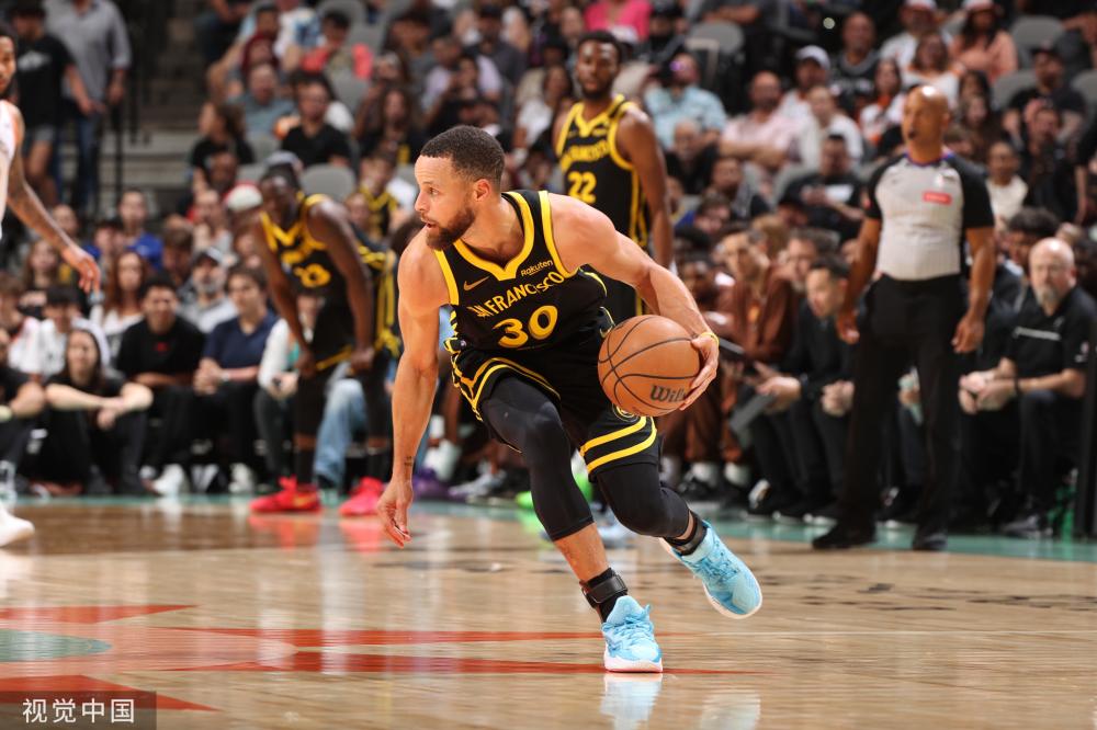 育的热爱 育的热爱