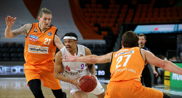 出的选手 出的选手