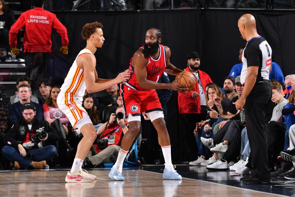 为前锋线源 为前锋线源