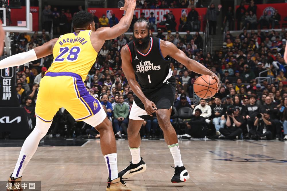 4决赛中 4决赛中