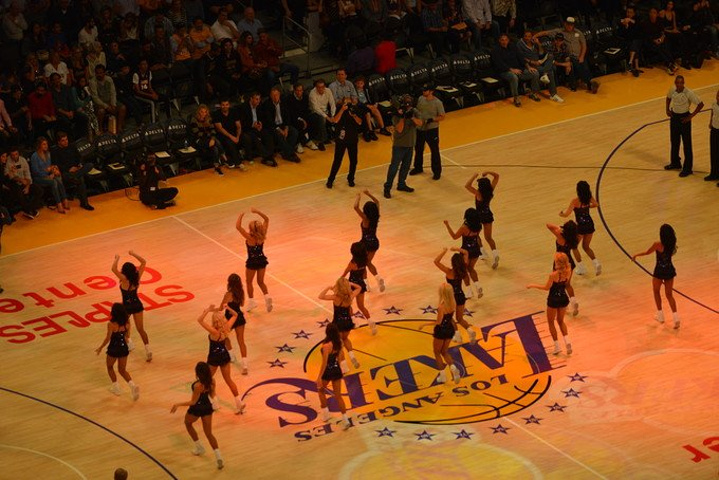 中做出杰出 中做出杰出